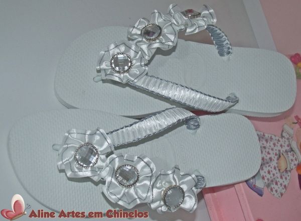 Chinelo Branco com Prata (Modelo 003)